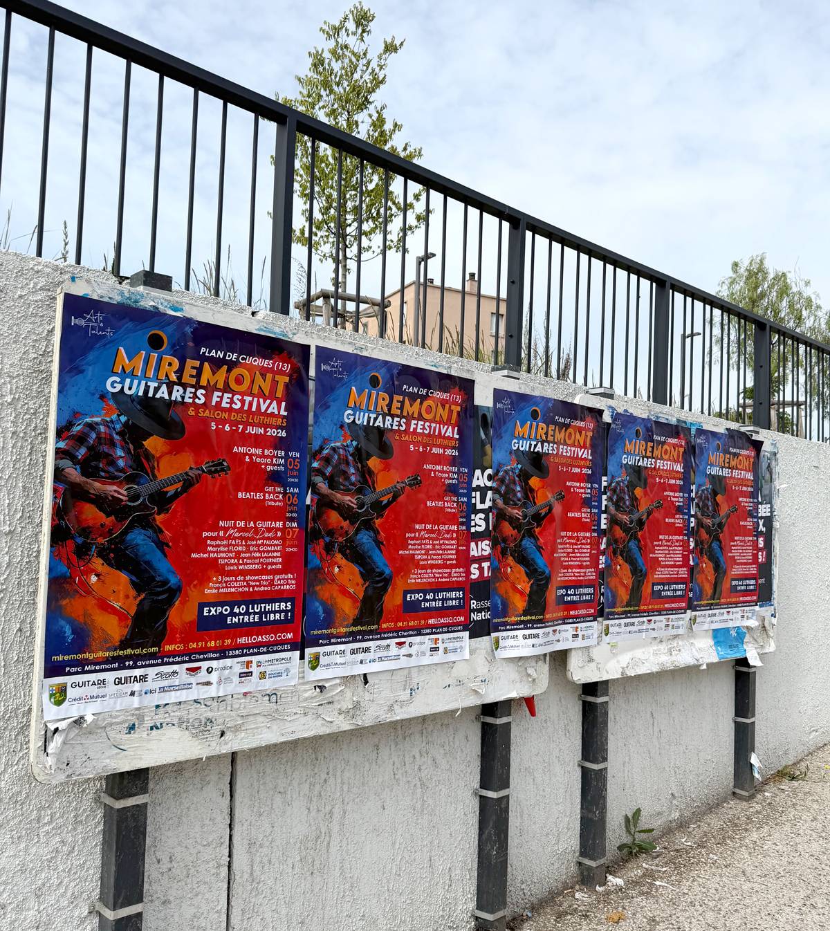 Campagne d'affichage libre réalisée par ZeCom pour le Miremont Guitares Festival 2026 à Plan-de-Cuques