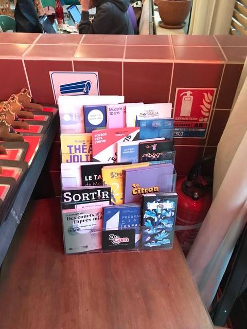 Présentoir Innovant au restaurant Blum à Marseille