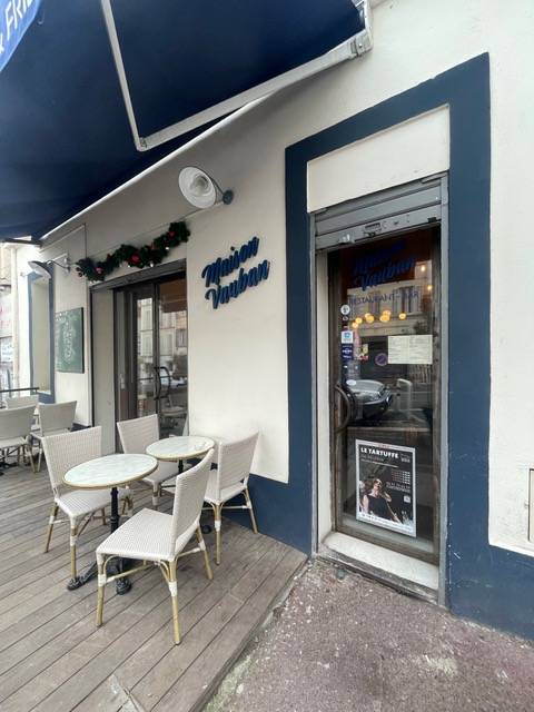 Campagne d'affichage protégé pour le Théâtre des Calanques à Marseille