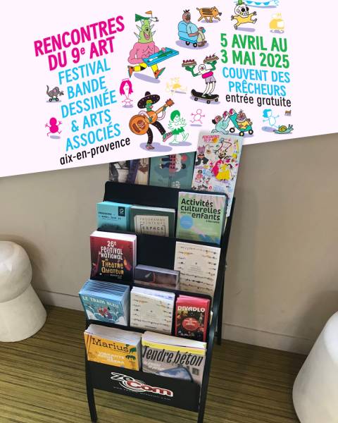 Présentoirs ZeCom - Rencontres du 9e Art - diffusion programme