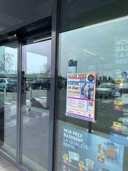 ZeCom affiche le spectacle 